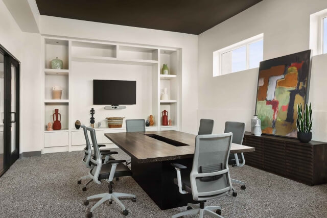 vista apartments clubhouse conferenceroom 2 2.final .websafe